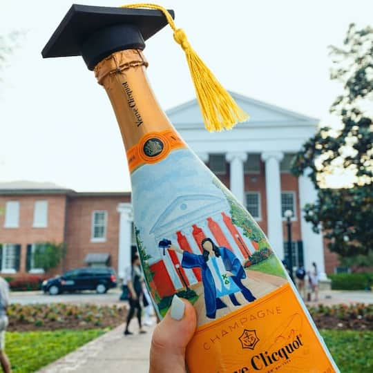 Grad Wine Stopper